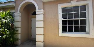 3 Bedroom, 2 Bathroom home in laguna lakes Gallery 1