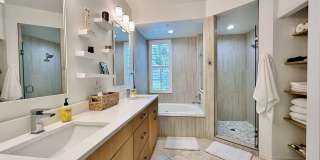 25216 Pelican Creek Circle102 Gallery 17