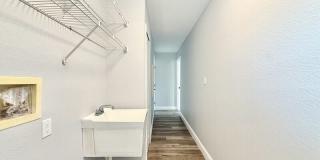 22148 Lockport Avenue Gallery 52