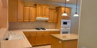 Spacious 1,950 Sq. Ft. Home with 3-Car Garage in Redding Gallery 1