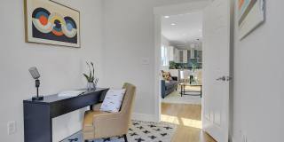 Wonderful House with Huge Deck in an Amazing Location Gallery 35