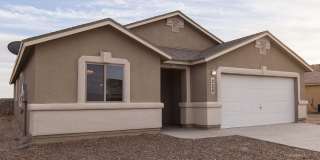 Cozy 3 Bedroom home in Socorro with Refrigerated Air! Gallery 3