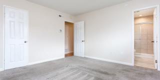 Traditional Single Family with Spacious Yard! Gallery 21