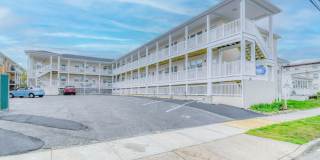 109 Mccabe Avenue unit: 102 Gallery 1