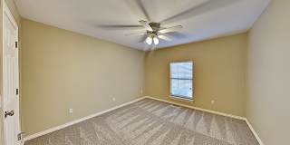Spacious and Beautiful 4 bedroom 2 bath home located in NW OKC Gallery 24