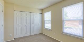 Woodbriar Apartments Gallery 12