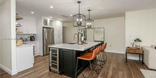 16509 Fox Den Court, Miami Lakes, FL 33014 - 5900 Gallery 1