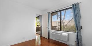 141 Great Neck Road Gallery 22