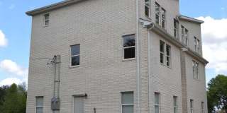 615 E Word Street Gallery 4