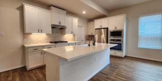 4/3.5/2 with Game Room in Meyer Ranch / Fridge, Washer, Dryer Included / Meyer Ranch Amenities / CISD Gallery 12