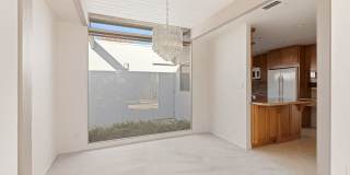 Stunning Mid-Century Modern 4 BR 3 BA with Bonus Room and Office Gallery 18