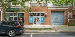 Renaissance Plaza Square Gallery 45