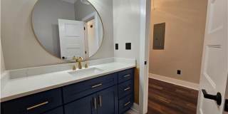 198 Wellington Street SW Gallery 18