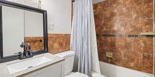 Available NOW! 1 Bedroom 1 Bath Condo Downtown Denver! Gallery 19