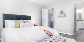 Riverbend Apartments Gallery 13