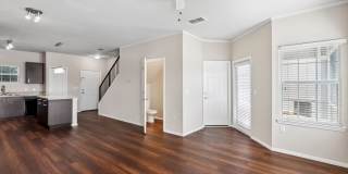 The Ellis Gallery 31