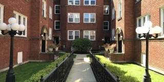 6112 N Winthrop Ave Gallery 11