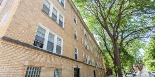 1929 West Winona Street Gallery 1