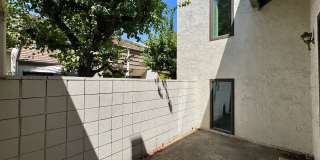 2 Bedroom/2.5 Bathroom Townhouse Fashion Park Villas Across Shops at Santa Anita Gallery 8