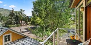 111 S Sixth Street Gallery 34