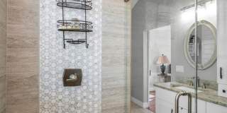 110 CARLYLE CIRCLE Gallery 29