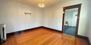 371-373 Oakland Street Gallery 27