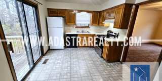 Beautiful Updated Duplex in Grandview-Available NOW!! Gallery 11