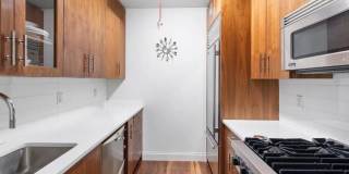 88 Greenwich Street Gallery 2