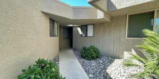 COMING SOON!!! LOVELY 2 Bed/2 Bath Condo Across From The River!!! Gallery 1