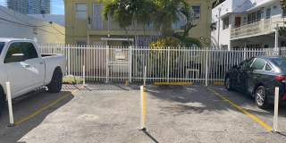 545 Michigan Avenue Gallery 9