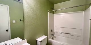 Large 3/2.5 ~ Conveniently located to JBSA Lackland and JBSA Kelly Field Annex ~ Move in Ready! Gallery 22