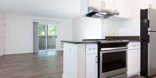 Eaves Fremont Gallery 3