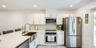 Marco Island Treasure Gallery 23