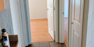 Room in 2 Bedroom Home in San Antonio Gallery 4