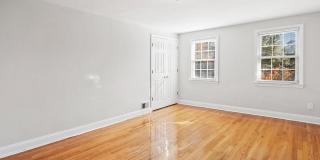 Spring Hill Apartments Gallery 24