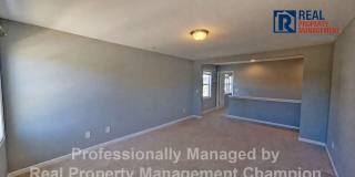 4 BD/3.5 BA plus Bonus Room with Open Floorplan and Fenced Back Yard Gallery 21