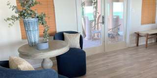 602 North Shore Gallery 36