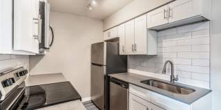 Rise Lakeside Gallery 13