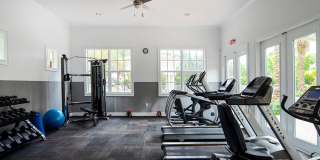 55+ Riverwalk Pointe - Senior Housing Gallery 12