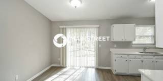 2419 Winterwood Circle East Gallery 5