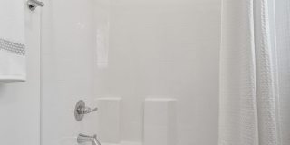 Stylish Home with Luxury Finishes Stylish Home with Luxury Finishes Gallery 24