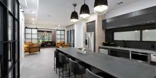 36 Comal Street Gallery 22