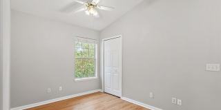 Lovely contemporary home in popular South Jax Beach! Gallery 18