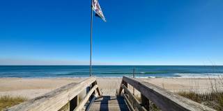 OFF-SEASON FURNISHED MONTHLY RENTAL Gallery 38