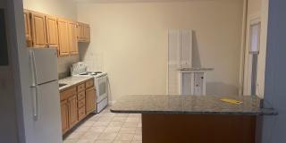Packards Corner open Payout, Equal size rooms EASY CHOICE Students ok Gallery 3