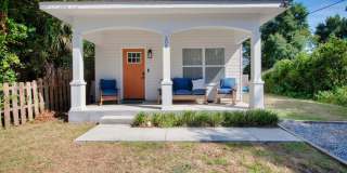 Stylish 3BR Retreat Minutes from Downtown Pensacola – Open Concept, High Ceilings & Private Fenced Yard Gallery 1