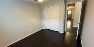 1945 E Aloe Place Gallery 41