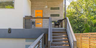 406 East Side Ave SE - Full HouseMain Gallery 3