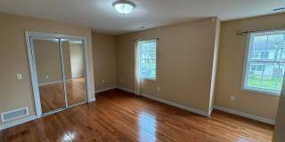 Three Bedroom, Single Family Home Located in Springfield's Pine Point Neighborhood! Gallery 22