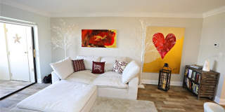 103 1ST Street E Gallery 11
